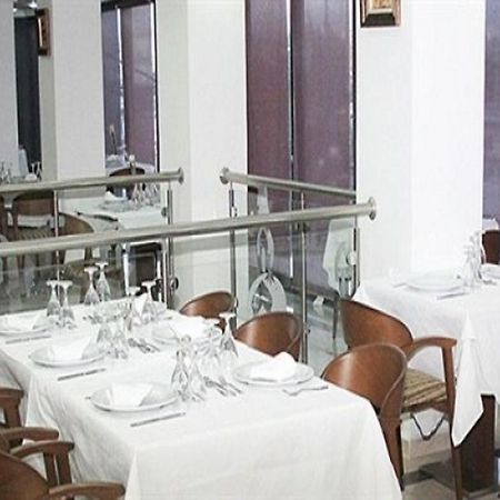 Medina Hotel Бумердес Экстерьер фото