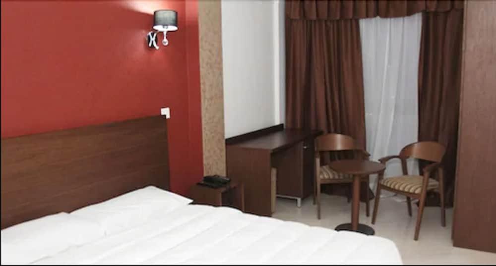 Medina Hotel Бумердес Экстерьер фото