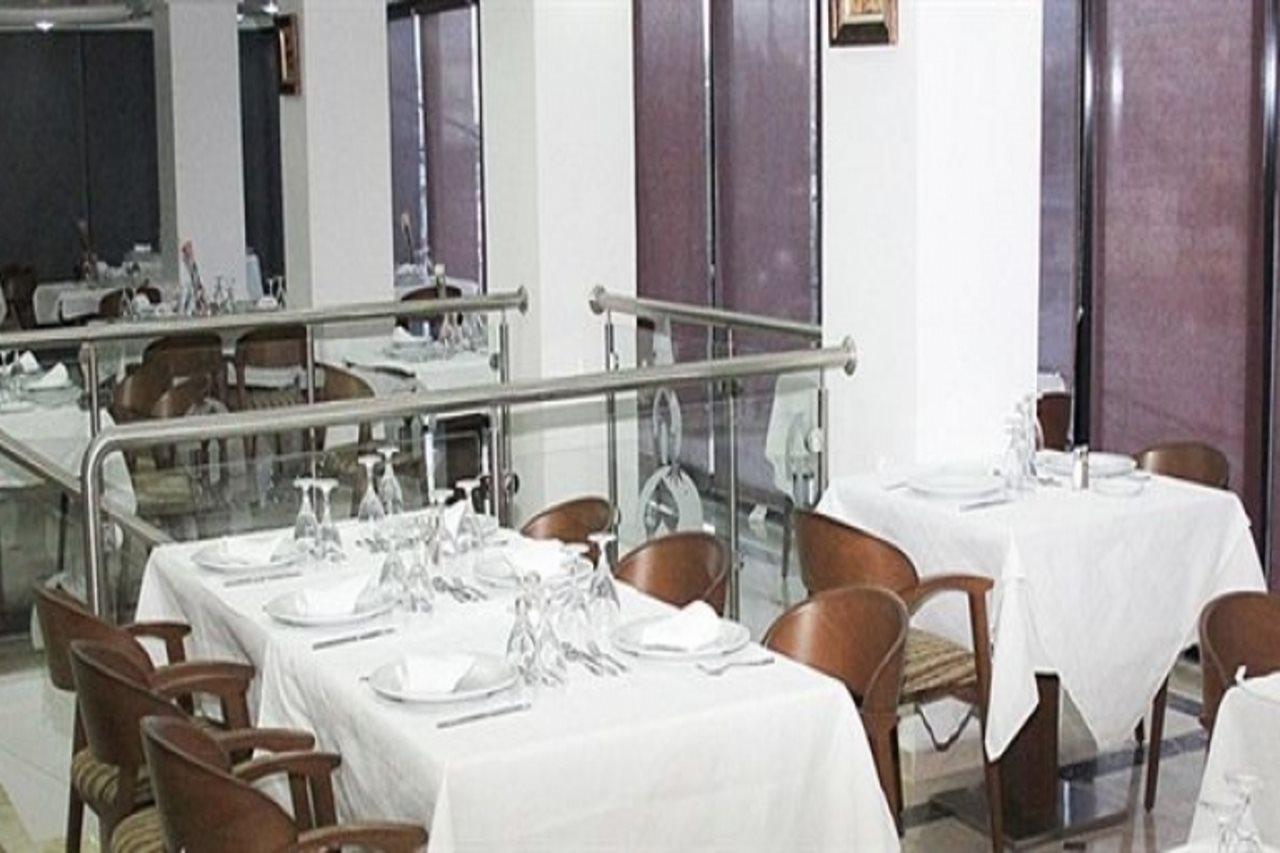Medina Hotel Бумердес Экстерьер фото
